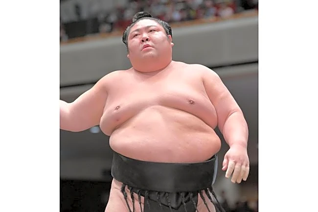 引退から4か月…50kg減量した元関取の近影に仰天「えっ!?」「すっきり」　明かした第2の人生