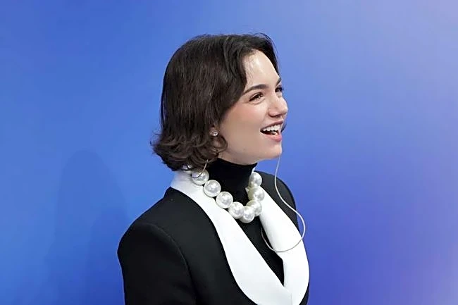 五輪銀から8年…26歳になったフィギュア元世界No.1女子の近影が「なんて美しいの」　日本で着物姿