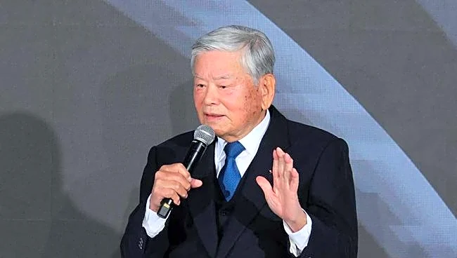 川淵三郎氏「FIFAは審判を再教育すべき!」 W杯に持論を展開「酷いプレー多すぎ」「判定基準どうなっている」