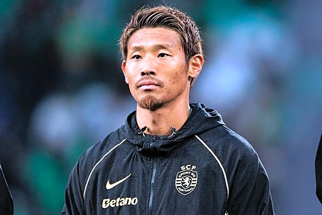 「日本人しかやらなそう」　サッカー特大ニュースに隠された“匂わせ”に喝采「センスしかない」
