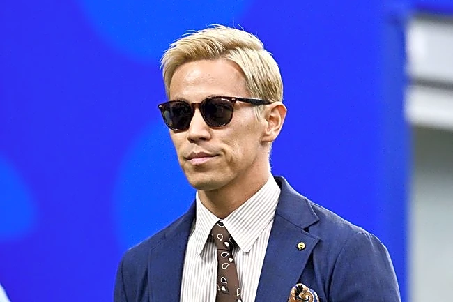 本田圭佑とばったり遭遇した日本の人気タレントに反響　「ええー」「羨ましい」驚きの声