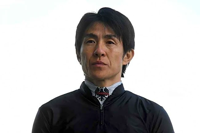 直線斜行で2頭被害　函館リーディング丹内祐次、札幌で騎乗停止に　8月8～16日、開催4日間
