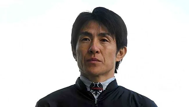 直線斜行で2頭被害 函館リーディング丹内祐次、札幌で騎乗停止に 8月8~16日、開催4日間