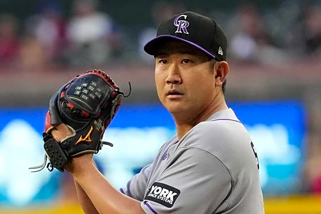 「誰でしょう？」菅野智之が米国で再会した人物に巨人ファン感激「髭すごー！」「懐かしい」