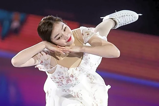 「女王様みたい」「可愛い」35歳キム・ヨナの最新ショットに喝采　高級ブランドで「息をのむ美しさ」