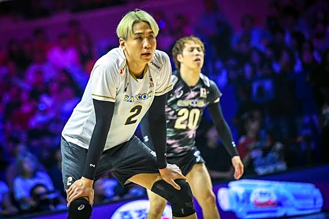 男子バレー日本が準決勝前日に発表　中国戦で途中交代した小野寺太志がリザーブに　山内晶大がメンバー入り