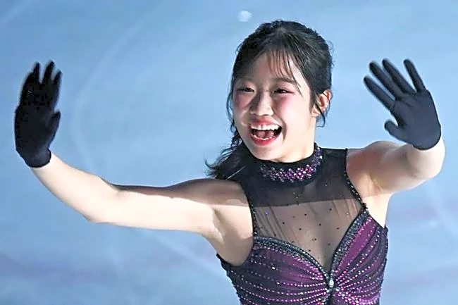 「本当に綺麗」　18歳フィギュア女子、華麗に大技成功で「仕上がってきてる」の声　マリニンまで反応