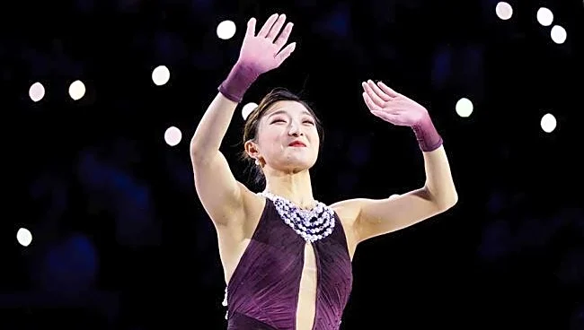 「もしかして旦那さん撮影?」坂本花織から届いた突然のメッセージに反響 左手には「キラリと…」