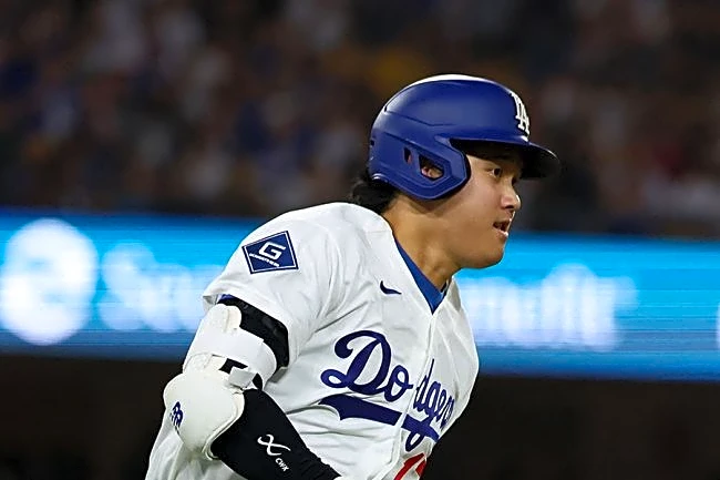 大谷24号被弾で、敵ピッチャーが“硬直”　一瞬で逆転確信…180キロ衝撃ライナーに本拠地大歓声