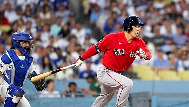 ドジャースのミスに苦言「あそこで止まったせい」 吉田正尚の打球が安打→失策に「おそらく…」