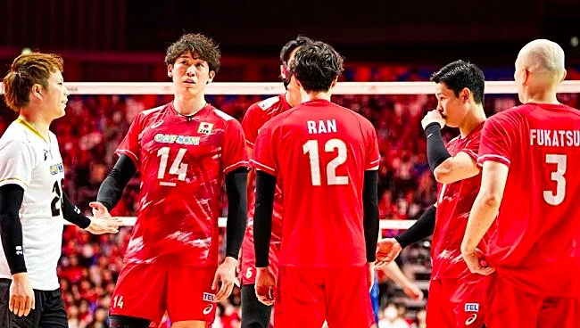 男子バレー日本は無念4位…高橋藍、チーム最多20得点も「自分が取れなくて負けにつながった」　2年ぶりメダル届かず