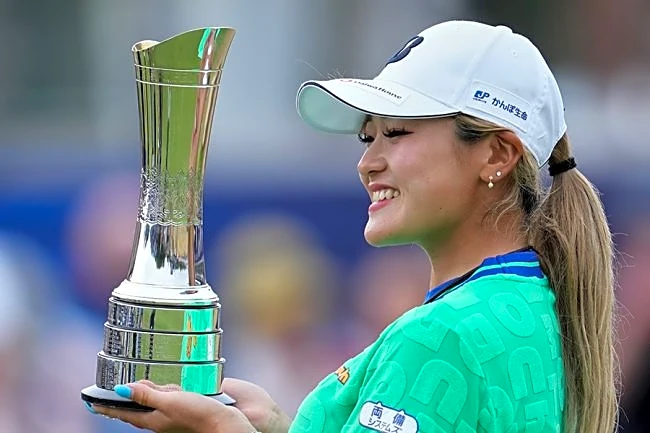 女子ゴルフで日本勢また快挙　23歳桑木志帆が全英制覇「両親に感謝」　賞金2.3億円＆米ツアー出場権も獲得
