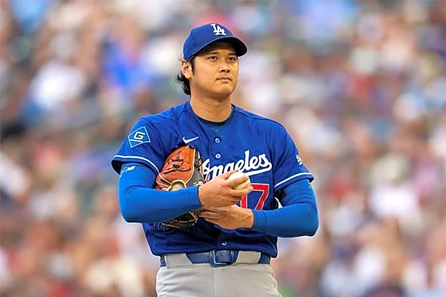 「俺なら絶対やりたくない」伝説カーショーが驚いた大谷の行動　「見当もつかない」リハビリの難しさ