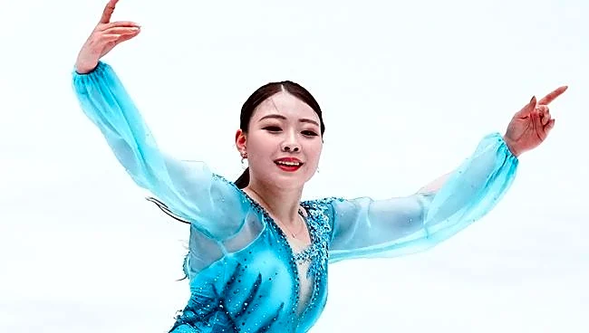 紀平梨花が帰国後に“イメチェン” オフに人気スポット出没「幸せパワーチャージ」