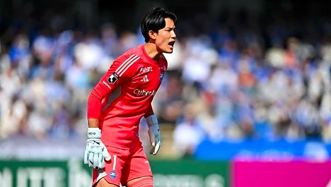日本サッカー界にBIGニュース「まぁじ!!」 相次ぐ結婚報告に騒然「奥様めっちゃスタイル良い」 25歳に祝福殺到