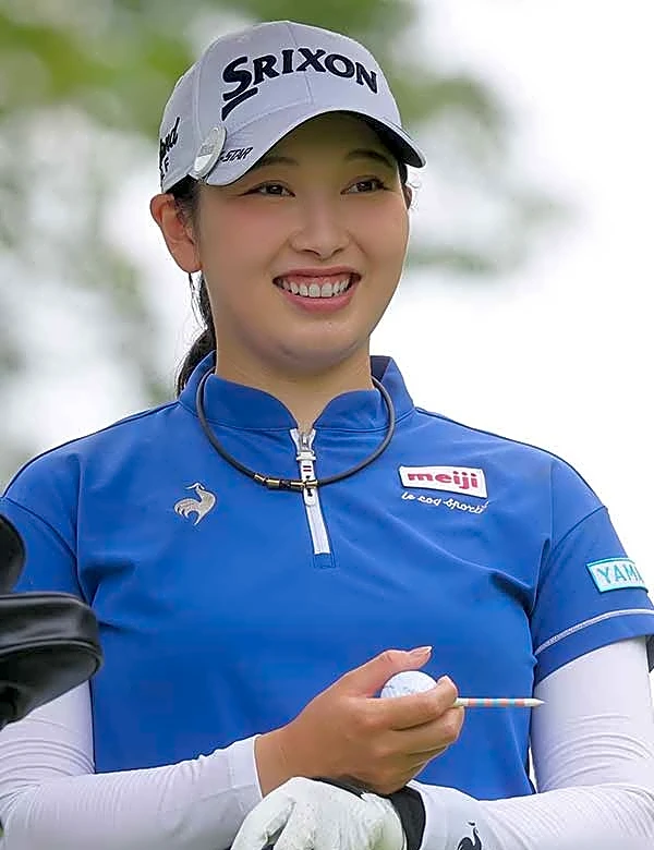 「気づかれません？」　人気女子ゴルファー5人集結、浴衣で紛れた花火大会に仰天…豪華な面子「嘘でしょ」