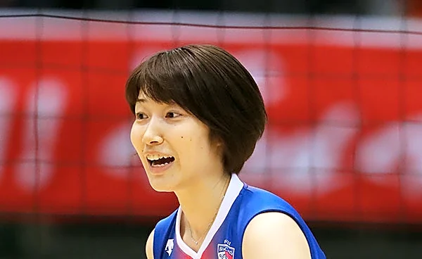 「本当に激変！」　引退から8年…女子バレー元日本代表に熱視線「誰かと…」「こんなに変わる？」