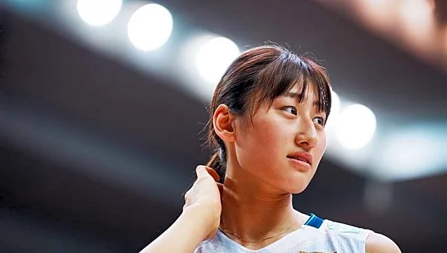女子バレー秋本美空と“ディズニーデート”した納得の女性　「姉妹みたい」「天使」ファン和む