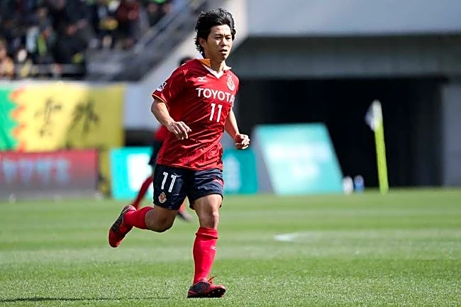 引退から6年…「メチャ絞れてる」元日本代表に衝撃　「現役より筋肉が…」44歳の逞しい近影