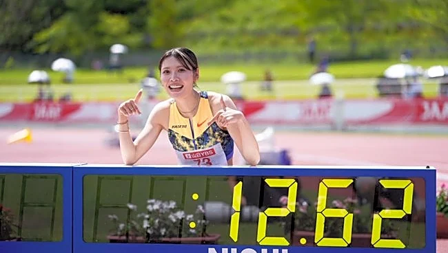 女子100mH中島ひとみ、12秒62!衝撃の日本新記録! 会場騒然&歓喜の雄叫び、福部真子の12秒69を更新【陸上富士北麓WT】