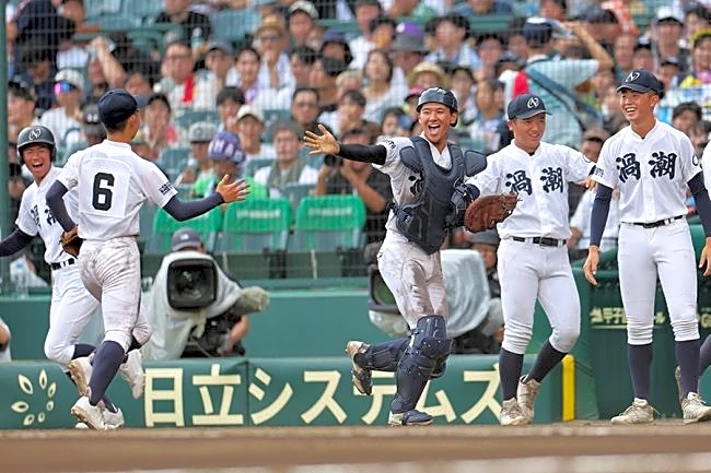 「めっちゃ良き」　甲子園で劇勝直後、NHK中継に一瞬映った“阿呆”　視聴者見逃さず「潤った」