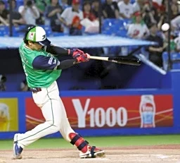 ヤ5―3広(24日) 内山、サヨナラ2ラン