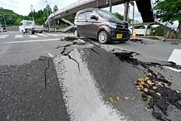 九州新幹線が運転見合わせ　始発から、線路や設備を点検
