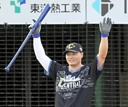 中日の細川が本塁打競争初制覇 3度目の出場