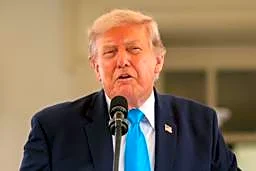 留学生就労に手数料１６００万円　トランプ政権が検討か