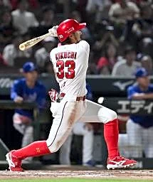 広３―１中（３１日）　広島が終盤に逆転勝ち