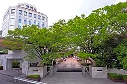 女子大として「存続」あえて宣言 少子化で経営環境悪化も