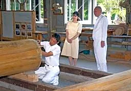 愛子さま、三重・伊勢訪問 神宮式年遷宮の製材場見学