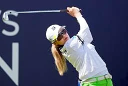 ゴルフ桑木3打差2位、勝ら8位 全英女子第3日
