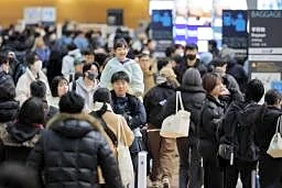 羽田空港、荷物預け３０分前まで　混雑の遅延対策で９月から