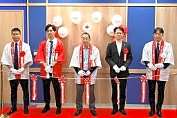 新社名「ドコモ銀行」が始動 対面拠点5倍、「経済圏」PR