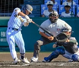 東海大甲府が２回戦進出　全国高校野球選手権第３日