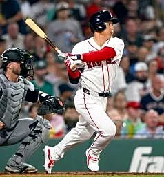 吉田適時二塁打、村上2番で出場 岡本は1安打、鈴木無安打