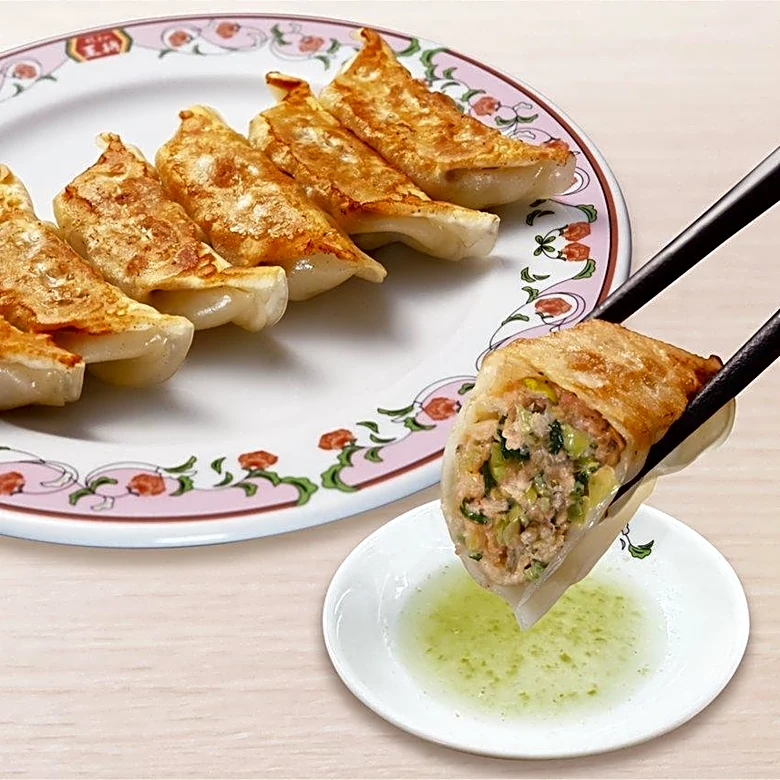【餃子の王将】餃子食べるなら水曜がお得！公式アプリの無料クーポンは必見。