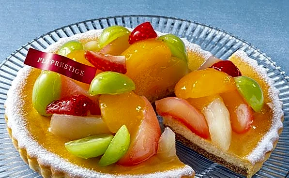 【FLOの日】8月は「夏のフルーツタルト」や「あんずのタルト」が登場！人気のプリンや焼き菓子もお得に。