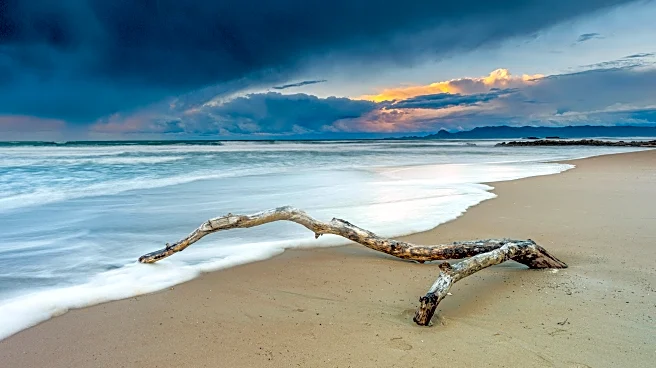 North Carolina–Virginia Coast Faces Rough Seas, Power Risks