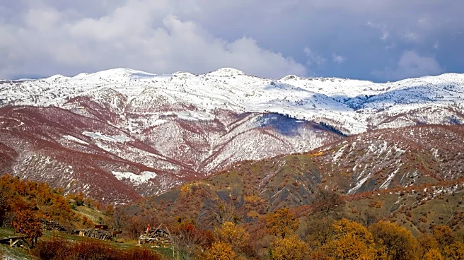 Winter’s First Touch: Snow Blankets North Carolina Peaks