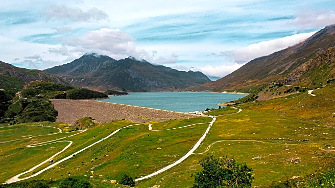 Cool Weekend for the East as Cyclone Moves Away and New Front Approaches