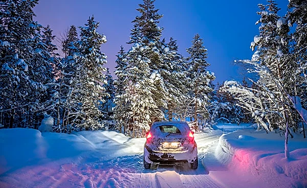 Be Road-Ready: What to Pack in Your Winter Car Kit
