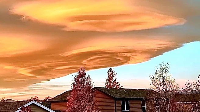 Swirling “Cinnamon Roll” Clouds Light Up Colorado’s Sunrise