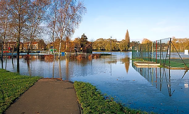 Southwest Braces for Heavy Rain and Flash-Flood Threat