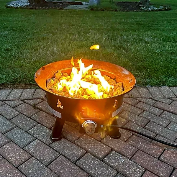 Why Everyone’s Loving Smokeless Fire Pits This Winter
