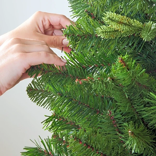 Holiday Sneezes? You Could Have Christmas Tree Syndrome