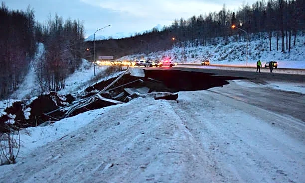 Southeast Alaska Shaken By 7.0 Quake And 20+ Aftershocks