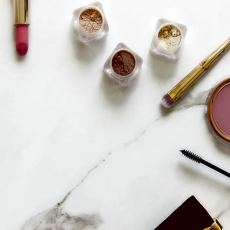 Winter Makeup Hacks That Keep You Glowing Without Looking Cakey