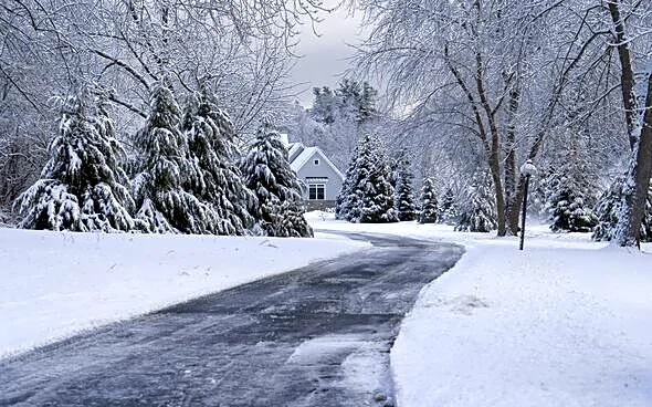 Smarter Salt Spreaders That Prevent Winter Gear Damage